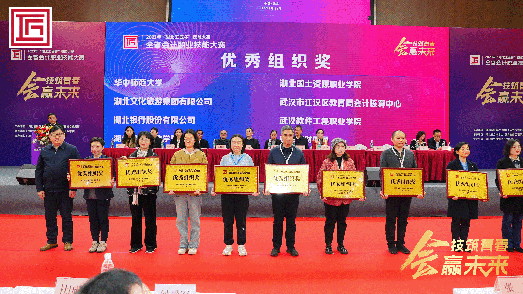 640 (1).gif 640 (1).gif